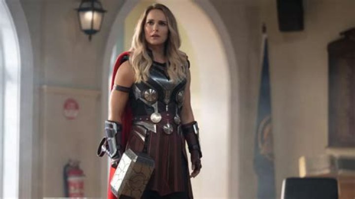 How did Jane Foster become Thor?